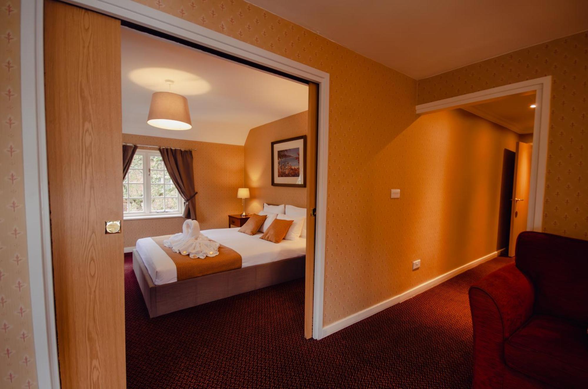 Howfield Manor Hotel Canterbury Exterior foto