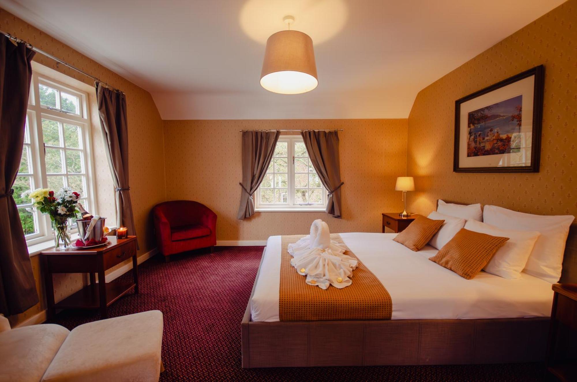 Howfield Manor Hotel Canterbury Exterior foto