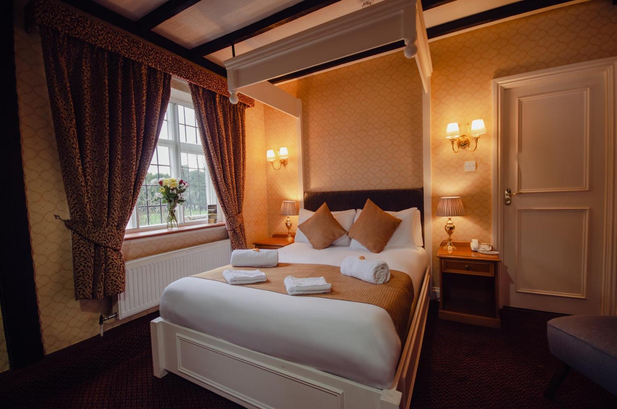 Howfield Manor Hotel Canterbury Exterior foto